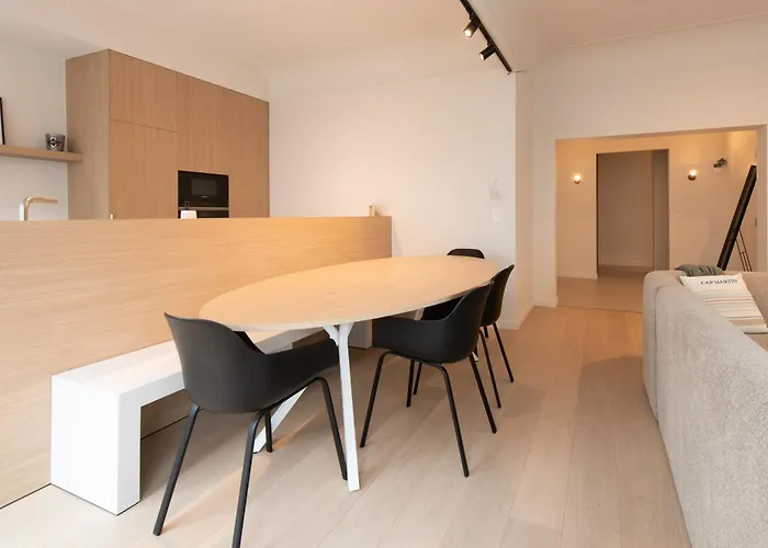 Deluxe 4 With Casino View At The And Free Parking